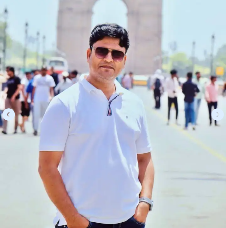 Shrif Sir, Proprietor of Aadarsh Property & Builders